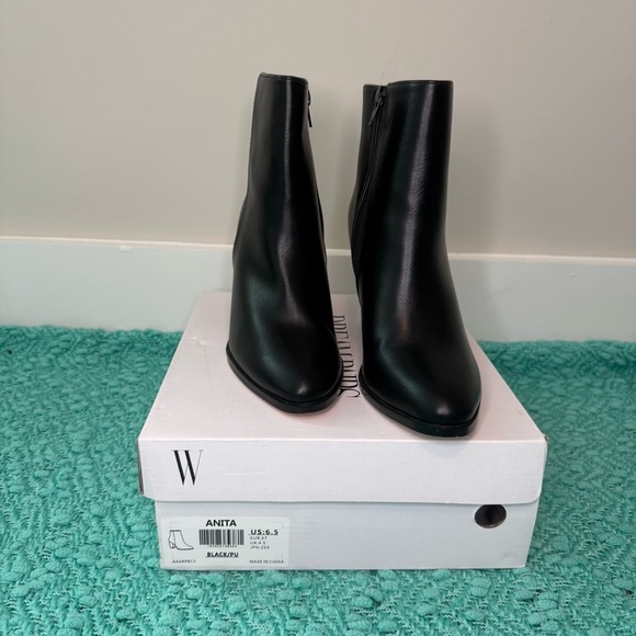 Dream Pairs Black Pointed Toe Faux
Leather Anita Boots Size 6.5 - Picture 7 of 7